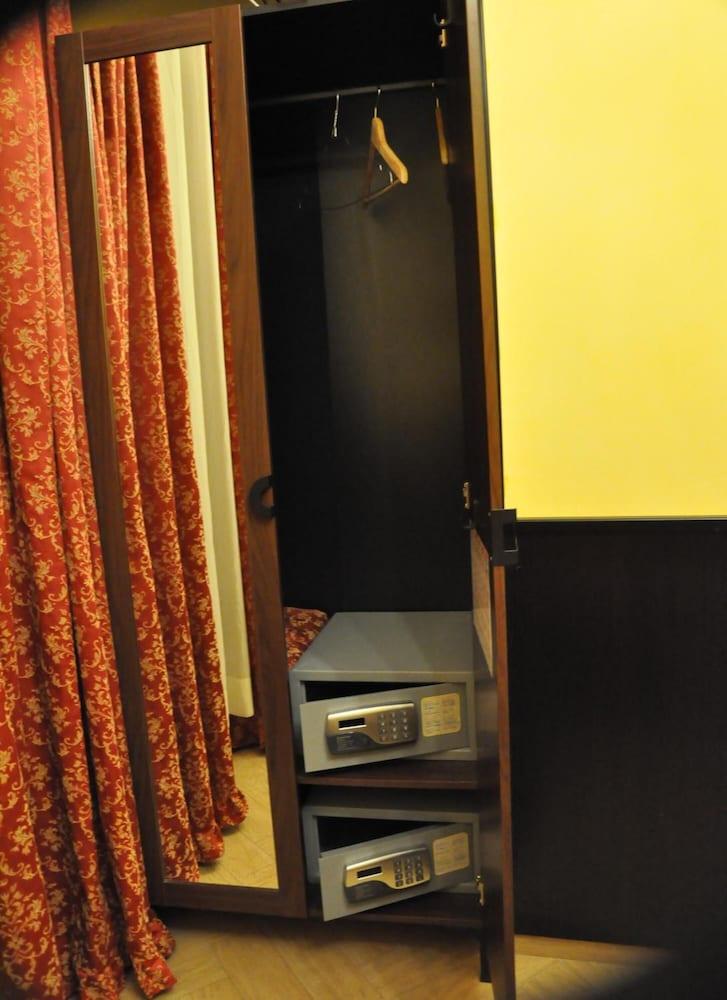 Funny Palace Hostel Rome Luaran gambar